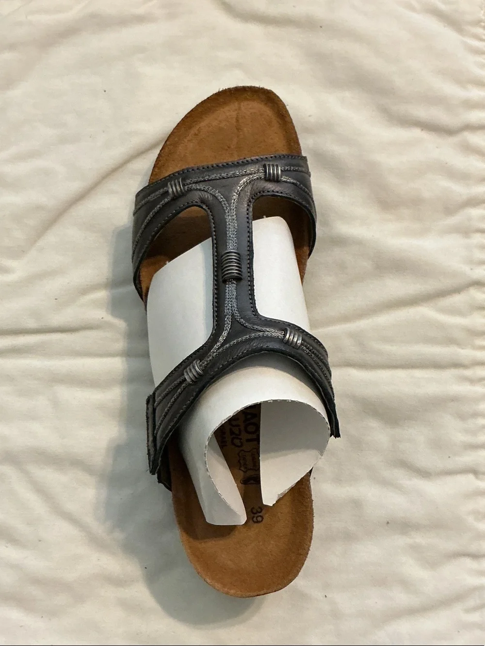 Naot adjustable double